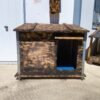 Casa de madera para perros